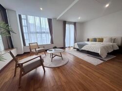 Lornie Road (D11), Terrace #604990841